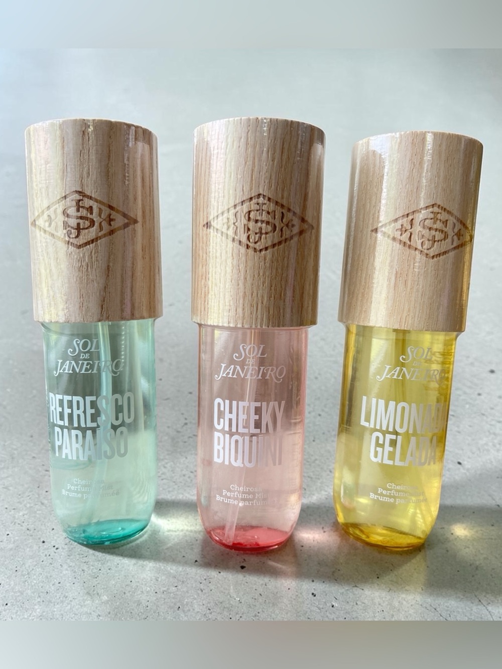 Sol de Janeiro Limited Edition Cheeky Biquíni, Refresco Paraíso, & Limonada Mist